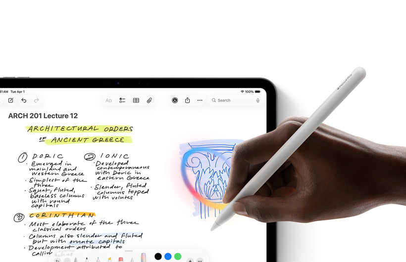 Eine Hand zeichnet mit dem Apple Pencil einen Kreis um eine Skizze in der Notizen App auf dem iPad.