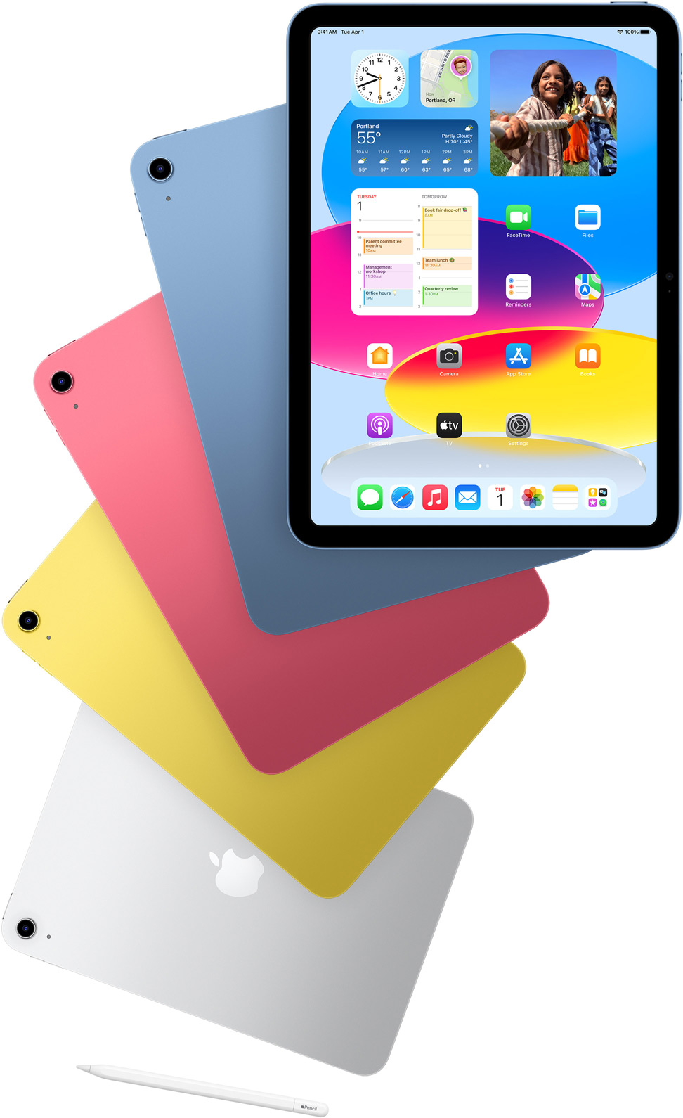 Vue avant d’un iPad affichant l’écran d’accueil, avec quatre autres iPad bleu, rose, jaune et argent vus de dos. Un Apple Pencil est posé près des iPad disposés en éventail.
