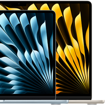 صورة لجهازي MacBook&nbsp;Air‏ توضح مقاس شاشة كل واحد منهما: 13.6&nbsp;إنش و15.3&nbsp;إنش قطرياً