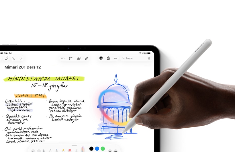 Apple Pencil tutan bir el, iPad’deki Notlar uygulamasında bir eskizin etrafına bir daire çiziyor.