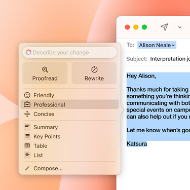 Służbowy e-mail z podpowiedzią Apple Intelligence.