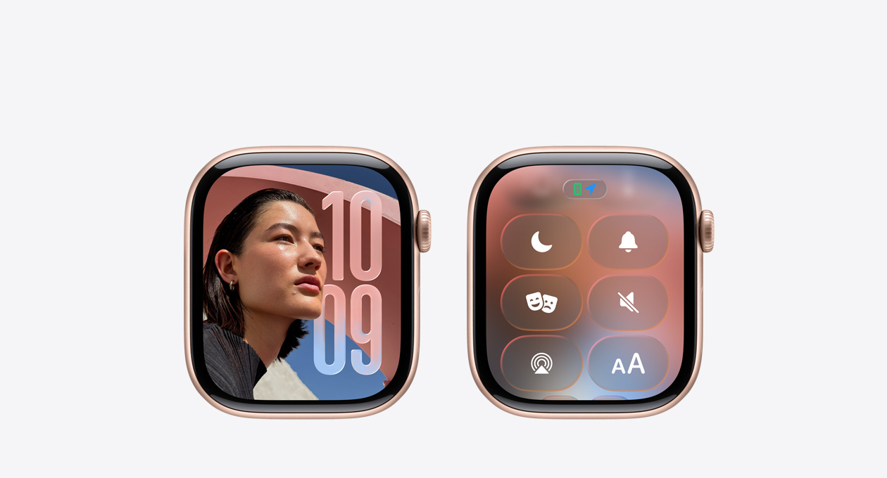Une Apple Watch or rose sans bracelet, le cadran affiche l’app Horloge avec le nouveau design Liquid Glass dans watchOS 26